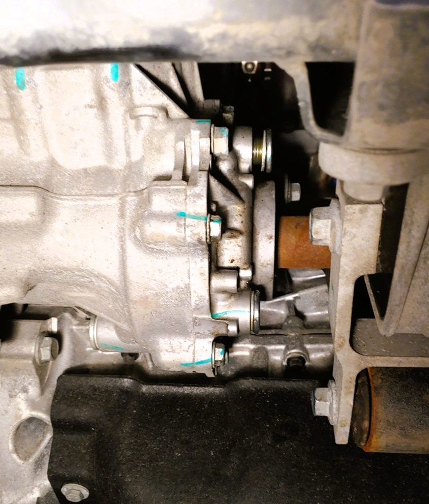 Замена масла в раздатке Exeed VX