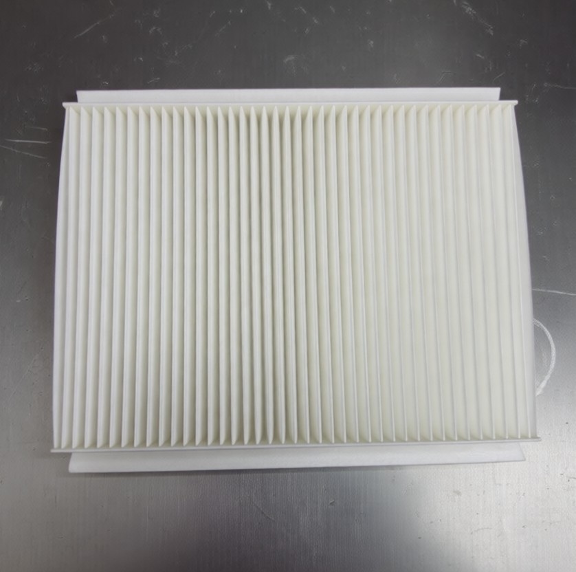 Новый фильтр салона готов к установке