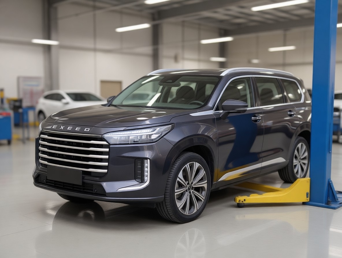 Exeed VX в процессе замены топливного фильтра в автотехцентре